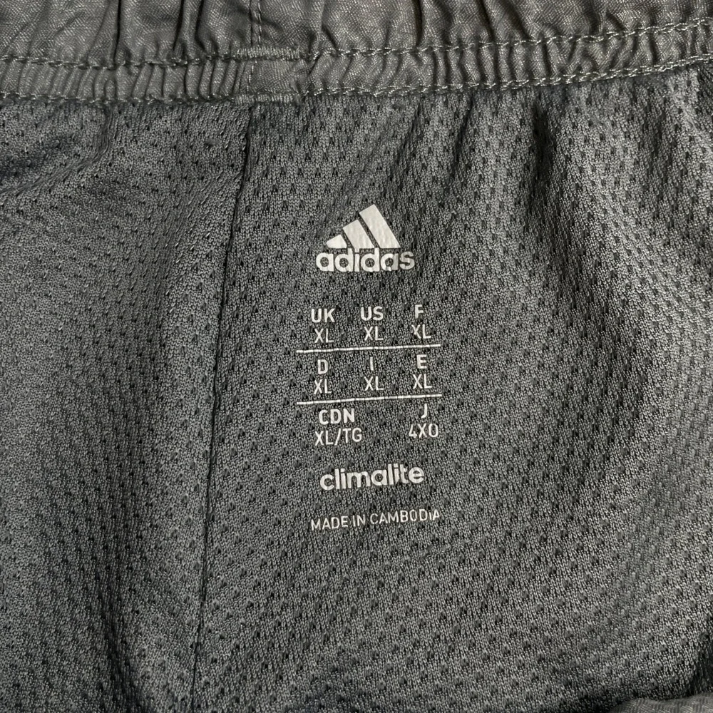 Adidas Climalite Grey Track Pants Men XL 3-Stripe Pockets Zip Cuffs S86814 READ